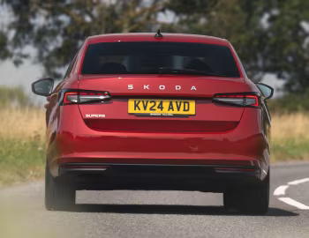 Škoda Superb [UK-spec] '2024–pr.