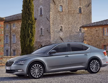 Škoda Superb [Worldwide] '2015–19