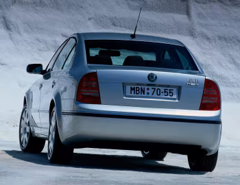 Skoda Superb 2.8 V6 [Worldwide] (3U) '12.2001–08.2006