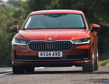 Škoda Superb [UK-spec] '2024–pr.