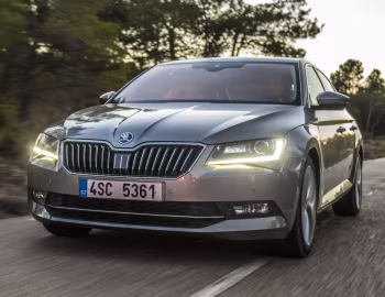 Škoda Superb [Worldwide] '2015–19