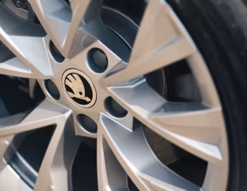Škoda Superb [UK-spec] '2024–pr.