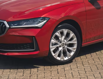 Škoda Superb [UK-spec] '2024–pr.