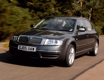 Škoda Superb [UK-spec] '2002–06