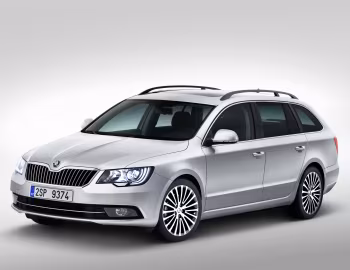 Škoda Superb Combi '2013–15