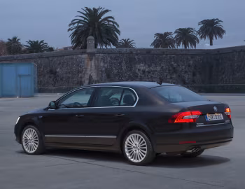 Škoda Superb Laurin & Klement '2013–15