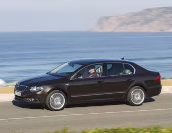 Škoda Superb Laurin & Klement '2013–15