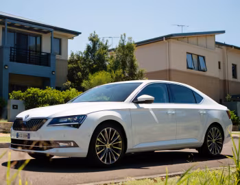 Škoda Superb 4×4 [Australia] '2016–19