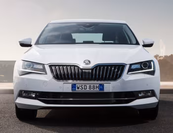 Škoda Superb 4×4 [Australia] '2016–19