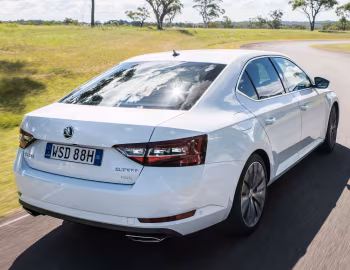Škoda Superb 4×4 [Australia] '2016–19