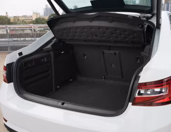 Багажник Škoda Superb 4×4 [Australia] '2016–19