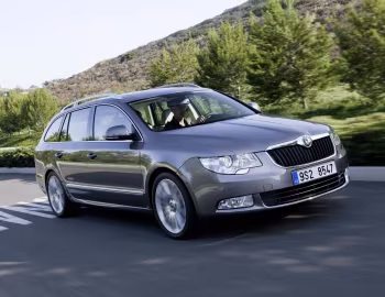 Škoda Superb Combi [Worldwide] '2009–13