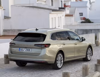 Škoda Superb Combi [Worldwide] '2024–pr.