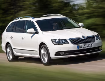 Škoda Superb Combi '2013–15