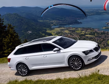 Škoda Superb Combi [Worldwide] '2015–19