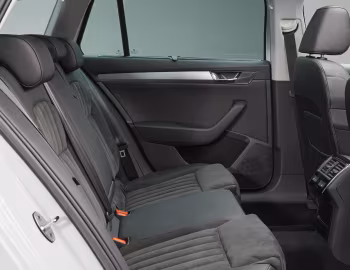 Інтер'єр Škoda Superb Combi [Worldwide] '2015–19