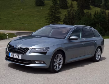 Škoda Superb Combi [Worldwide] '2015–19