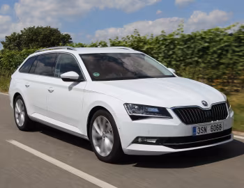 Škoda Superb Combi [Worldwide] '2015–19