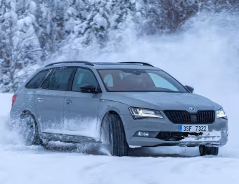 Škoda Superb Combi 4×4 SportLine [Worldwide] '2015–19