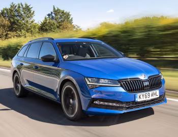 Škoda Superb Estate 4×4 SportLine [UK-spec] (3V) '2019–24