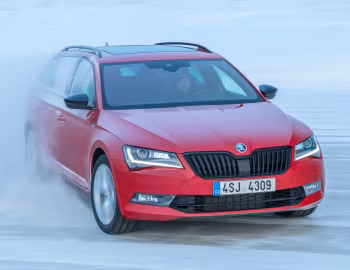Škoda Superb Combi 4×4 SportLine [Worldwide] '2015–19