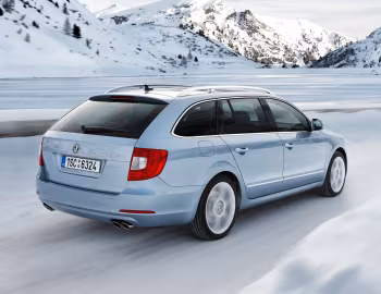 Škoda Superb Combi 4×4 [Worldwide] '2010–13