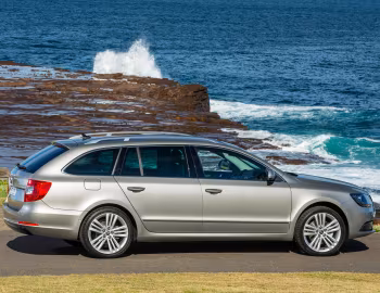 Škoda Superb Wagon '2014–15