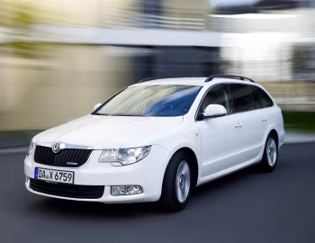 Škoda Superb Combi GreenLine [Worldwide] '2009–13
