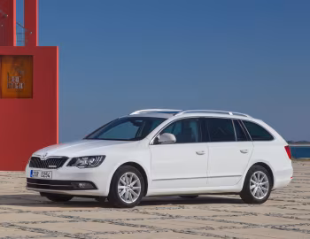 Škoda Superb Combi GreenLine '2013–15