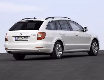Škoda Superb Combi GreenLine [Worldwide] '2009–13