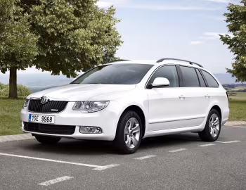 Škoda Superb Combi GreenLine [Worldwide] '2009–13