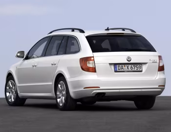Škoda Superb Combi GreenLine [Worldwide] '2009–13