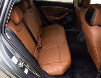 Interior Škoda Superb Estate iV [UK-spec] '2024–pr.