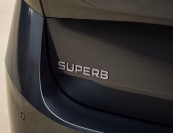 Škoda Superb Estate iV [UK-spec] '2024–pr.