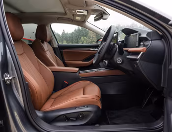 Interior Škoda Superb Estate iV [UK-spec] '2024–pr.