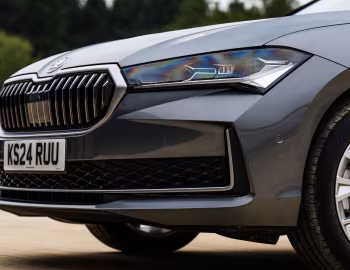 Škoda Superb Estate iV [UK-spec] '2024–pr.