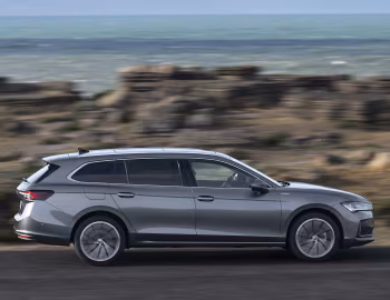 Škoda Superb Combi Laurin & Klement [Worldwide] '2024–pr.