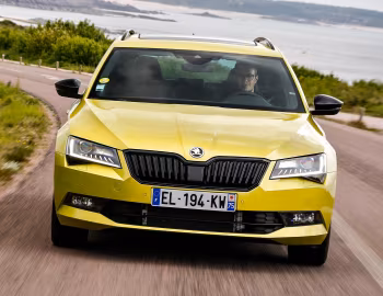 Škoda Superb Combi SportLine [Worldwide] '2015–19