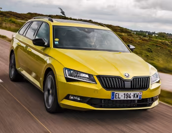 Škoda Superb Combi SportLine [Worldwide] '2015–19