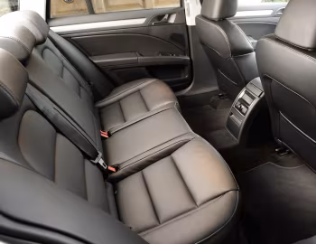Інтер'єр Škoda Superb Estate [UK-spec] '2009–13