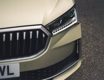 Škoda Superb Estate [UK-spec] '2024–pr.
