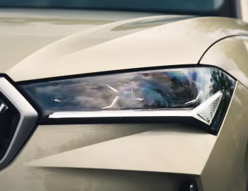 Škoda Superb Estate [UK-spec] '2024–pr.