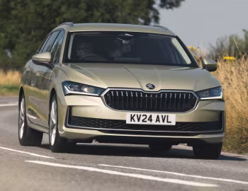 Škoda Superb Estate [UK-spec] '2024–pr.