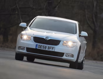 Škoda Superb GreenLine [UK-spec] '2009–13
