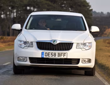 Škoda Superb GreenLine [UK-spec] '2009–13