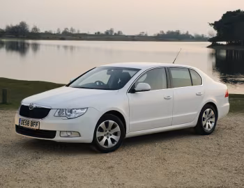 Škoda Superb GreenLine [UK-spec] '2009–13
