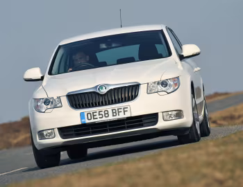 Škoda Superb GreenLine [UK-spec] '2009–13