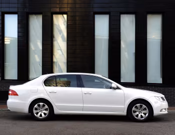 Škoda Superb GreenLine [UK-spec] '2009–13