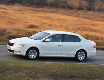 Škoda Superb GreenLine [UK-spec] '2009–13