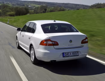 Škoda Superb GreenLine [Worldwide] '2009–13